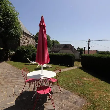 Holiday home Maison De Caractere Renovee, Proche Et Parc Des Volcans, Avec Jardin Privatif Et Internet Gratuit - Fr-1-742-530 Cezens